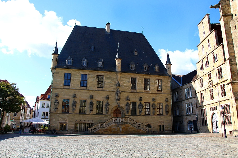Das historische Rathaus der Stadt Osnabrück wurde zwischen 1487 und 1512 im spätgotischen Stil erbaut