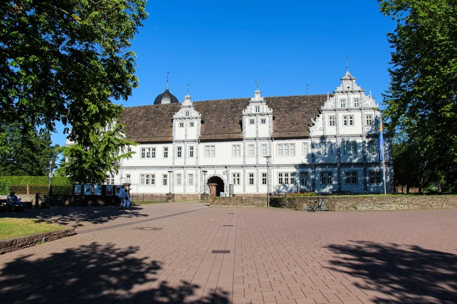 Schloss Bevern wurde von 1603 bis 1612 erbaut