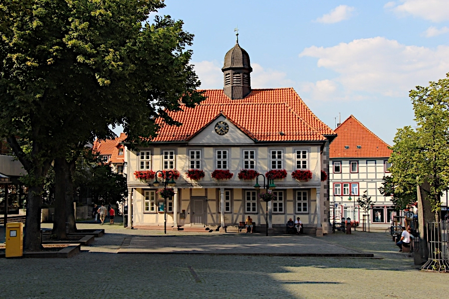 Marktkapelle und alte Wache