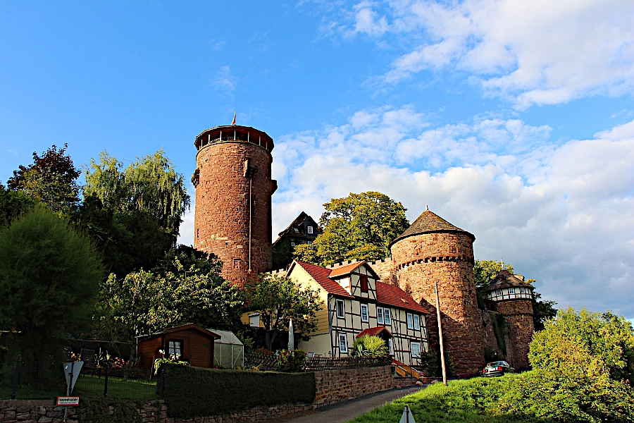 Die Burg Trendelburg entstand im 13. Jahrhundert