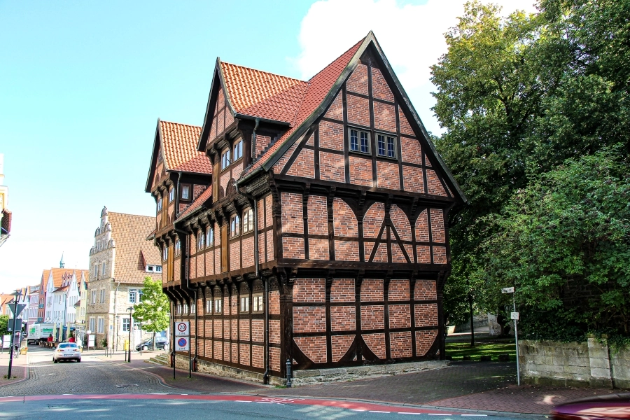 amtspforte-stadthagen Die Amtspforte war lange Zeit das Verwaltungs-, Gerichts- und Gefängnisgebäude