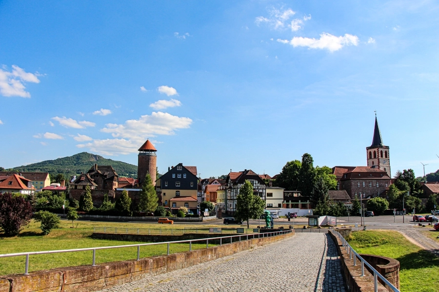 blick-von-der-werrabruecke-auf-die-stadt Blick von der Werrabrücke auf die Stadt