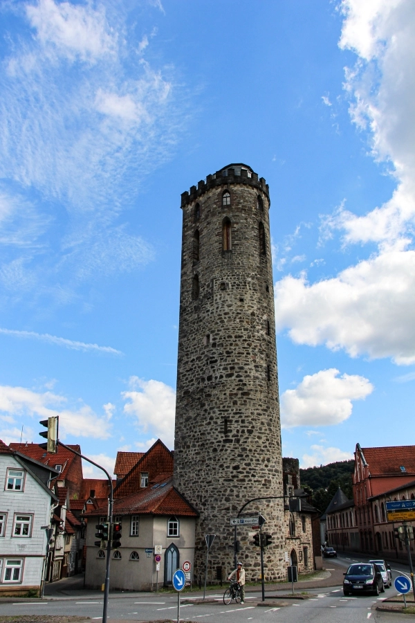der-faehrenpfortenturm Der Fährenpfortenturm liegt am äußeren Rand in der Altstadt von Hann. Münden