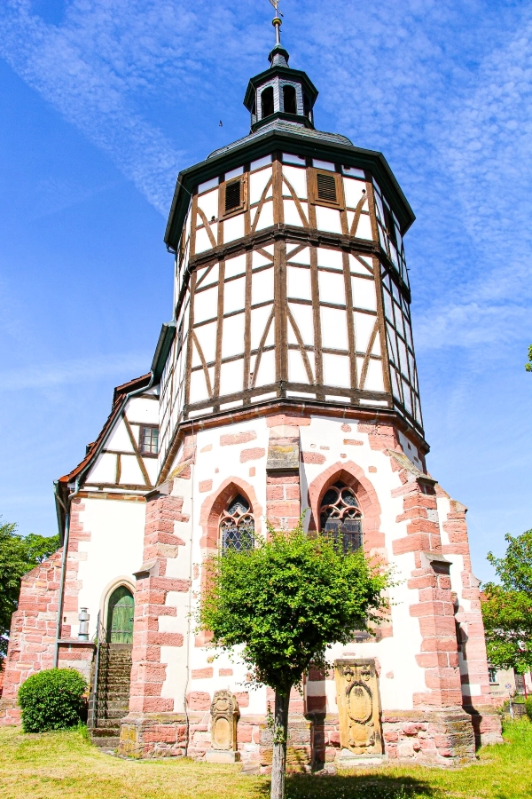 der-turm-der-katharinenkirche-gehoerte-zu-einer-burganlage Der Turm der Katharinenkirche gehörte zu einer Burganlage