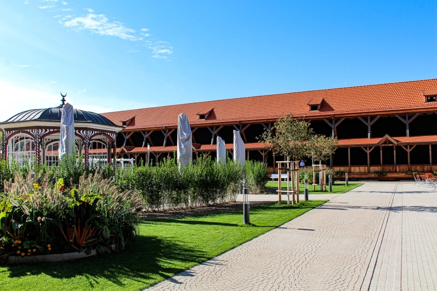 die-schoenen-kuranlagen-der-stadt Die schönen Kuranlagen der Stadt