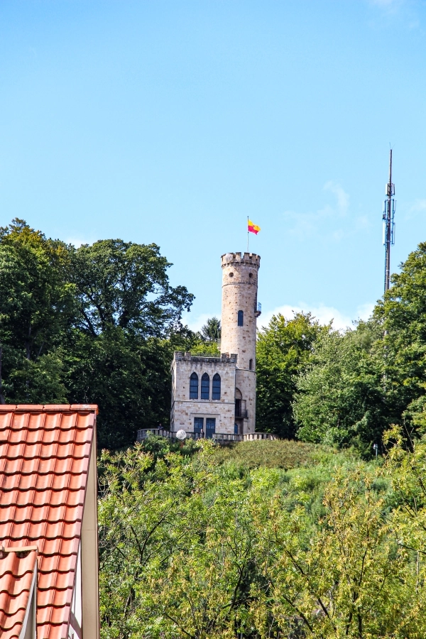 die-tillyschanze Ein beliebtes Ausflugsziel ist die Tillyschanze