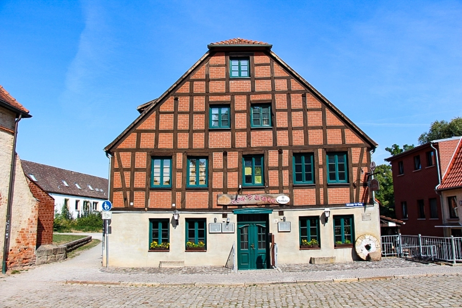 die-tormuehle Neben dem Salzwedeler Tor steht die Tormühle