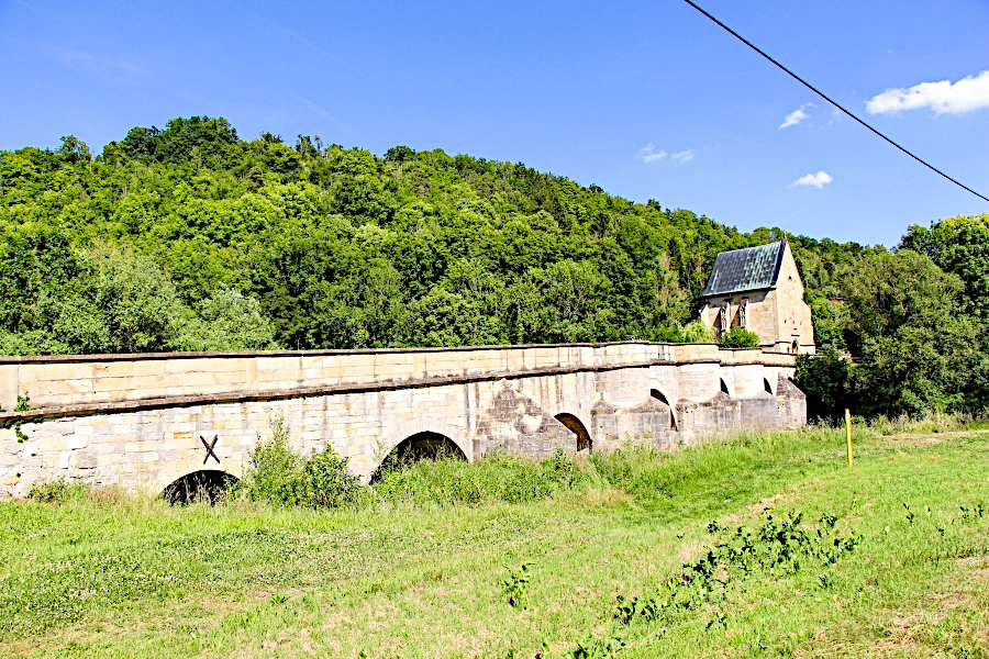 die-werrabruecke-in-creuzburg Die 86 Meter lange Werrabrücke aus dem Jahre 1223