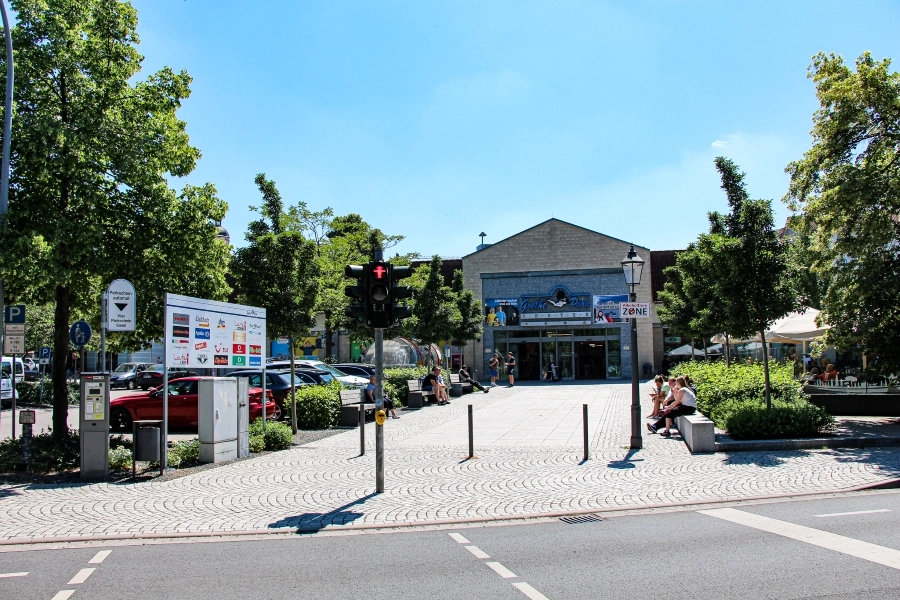 goethe-park-center Das Goethe-Park-Center beherbergt 22 Geschäfte unterschiedlicher Branchen