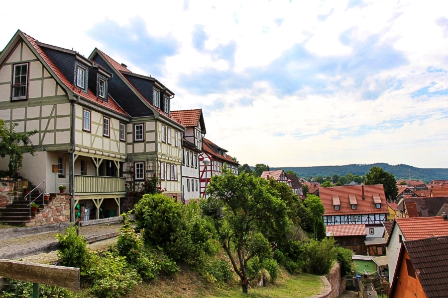 haeuser-am-hang-in-wasungen Häuser am Hang