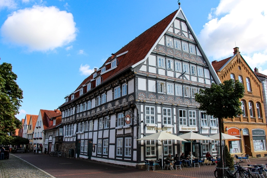 haus-zum-wolf Das Haus zum Wolf am Marktplatz geht auf das Jahr 1573 zurück