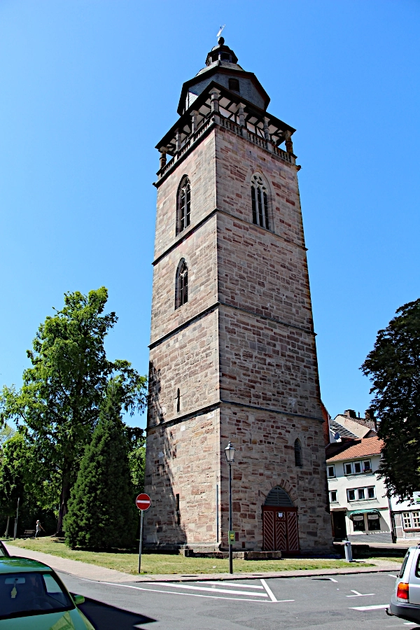 nikolaiturm-eschwege Eines der Wahrzeichen der Stadt ist der 47 Meter hohe Nikolaiturm