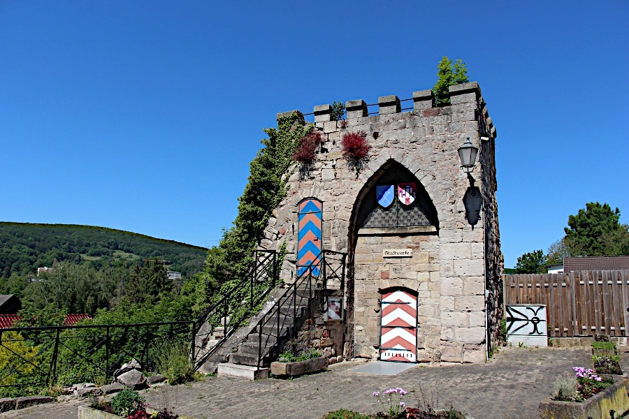 stadtwarte-allendorf Die Stadtwarte diente hauptsächlich zur Überwachung der Werra