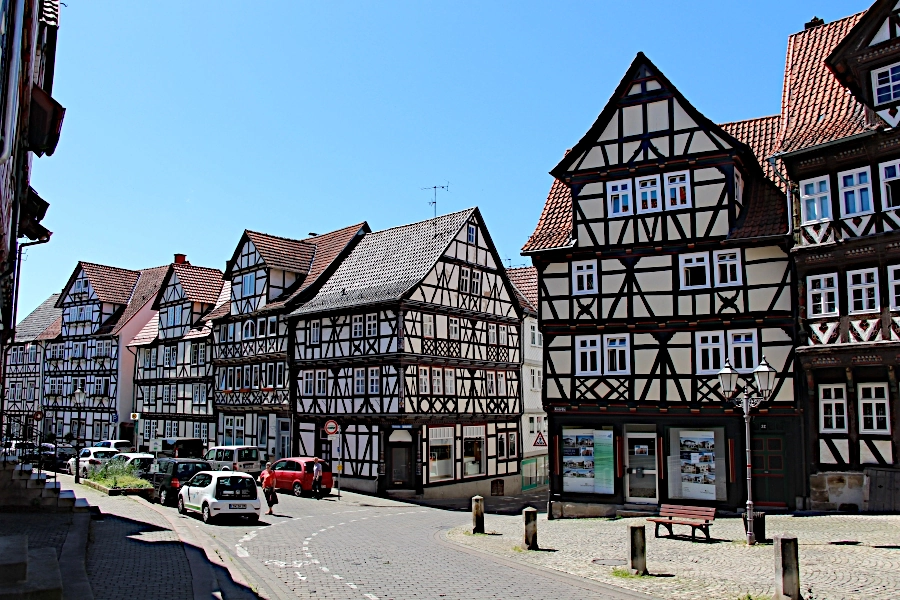 strassenzug-in-allendorf Straßenzug in Allendorf