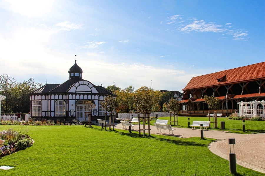 trinkhalle-in-den-kuranlagen Die Trinkhallen in den Kuranlagen