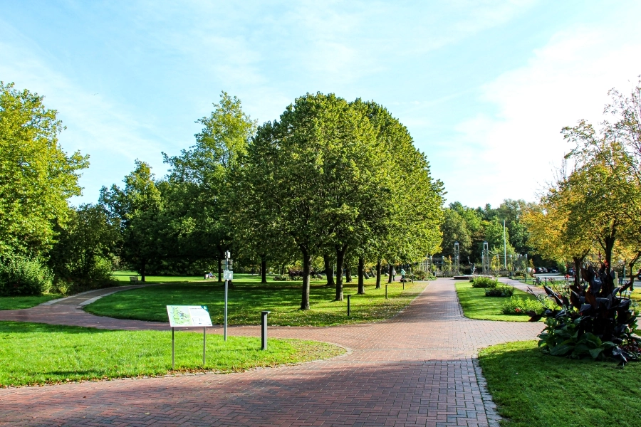 brueckenstrasse Die Brückenstraße ist die Verbindung von der Stadt zum Kurpark