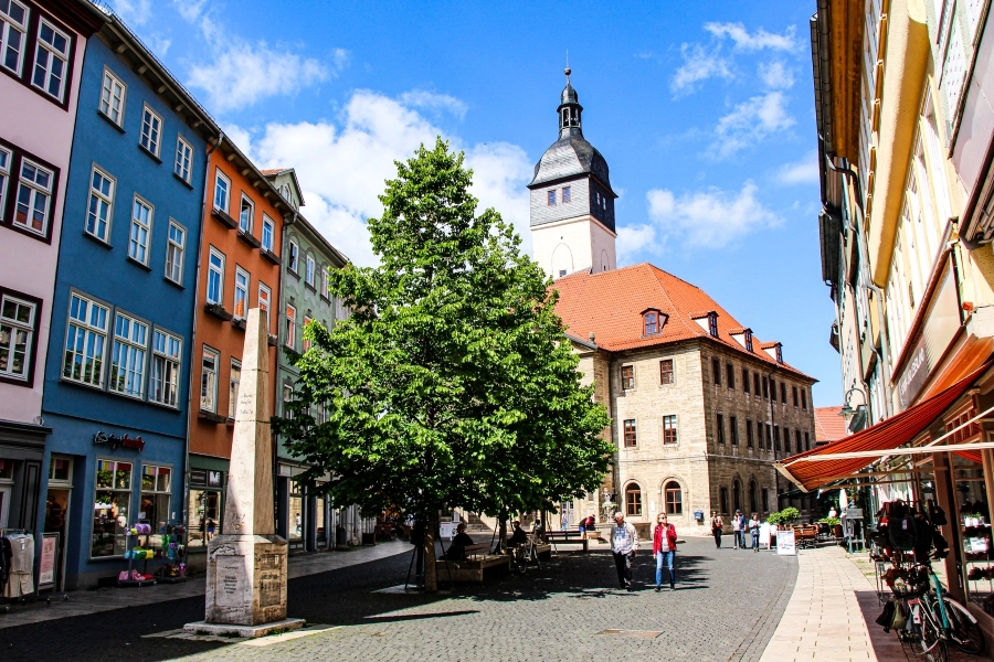 Das Rathaus im Zentrum der historischen Altstadt 